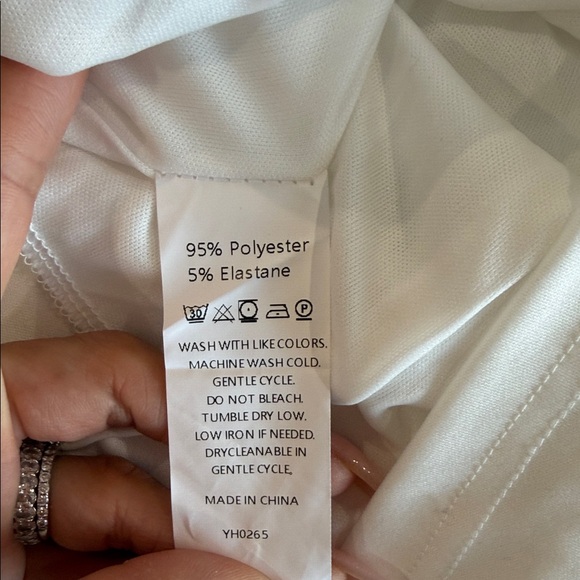 White Ruffled One-Shoulder Dress - Picture 2 of 4